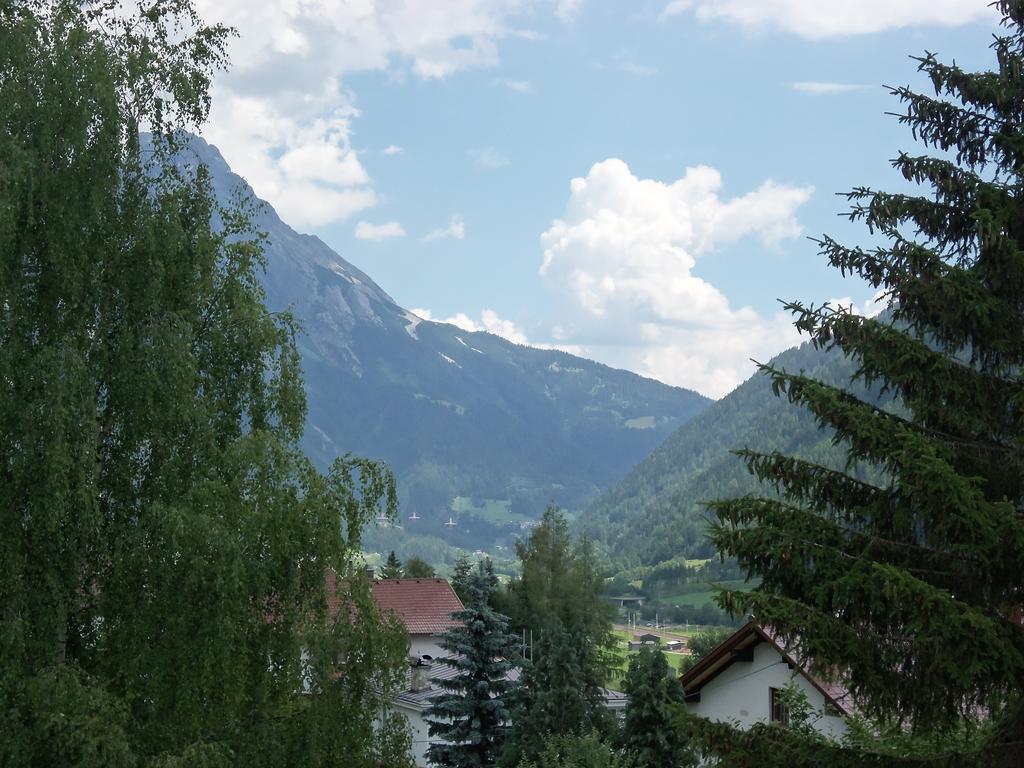 Hotel Schwarzer Adler Pettneu am Arlberg Quarto foto